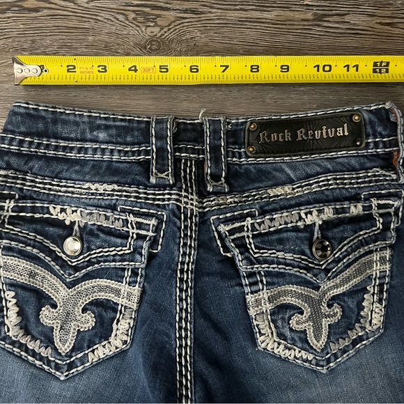 Rock Revival Dark Blue Women’s Jeans with White Stitching - Picture 10 of 12